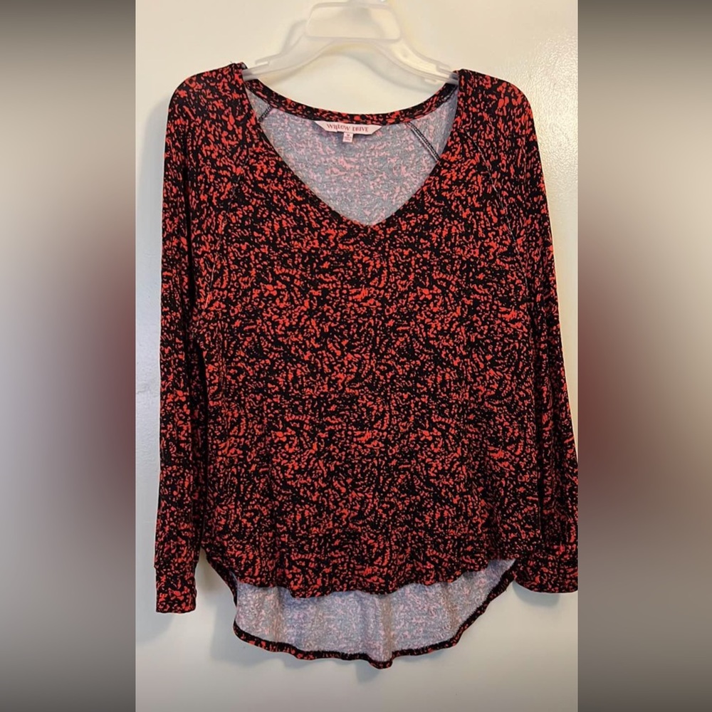 Red & Black Willow Drive Top 🌻